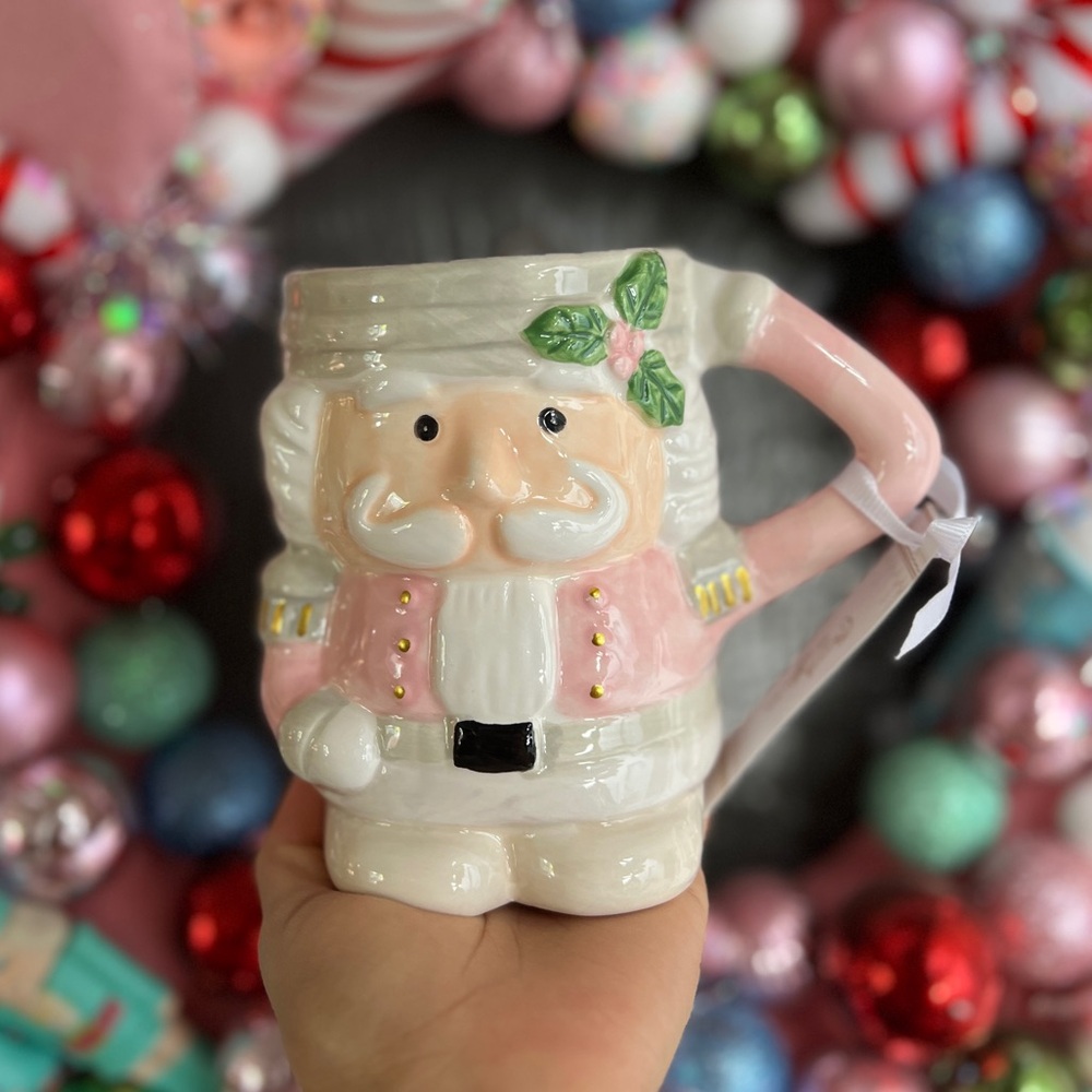✨NEW🩰Arlington Designs Pink Nutcracker Christmas Mug🎄 - Picture 5 of 8